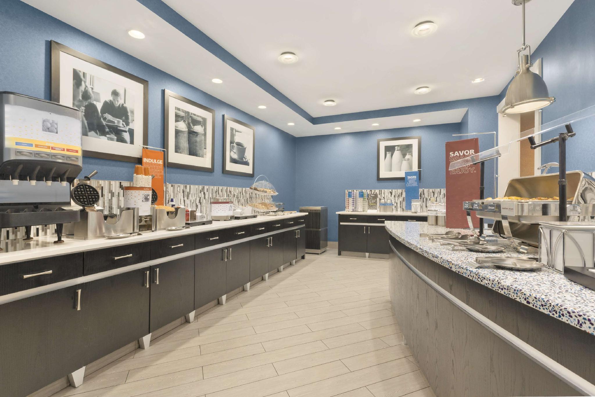 Hampton Inn & Suites Herndon-Reston Esterno foto