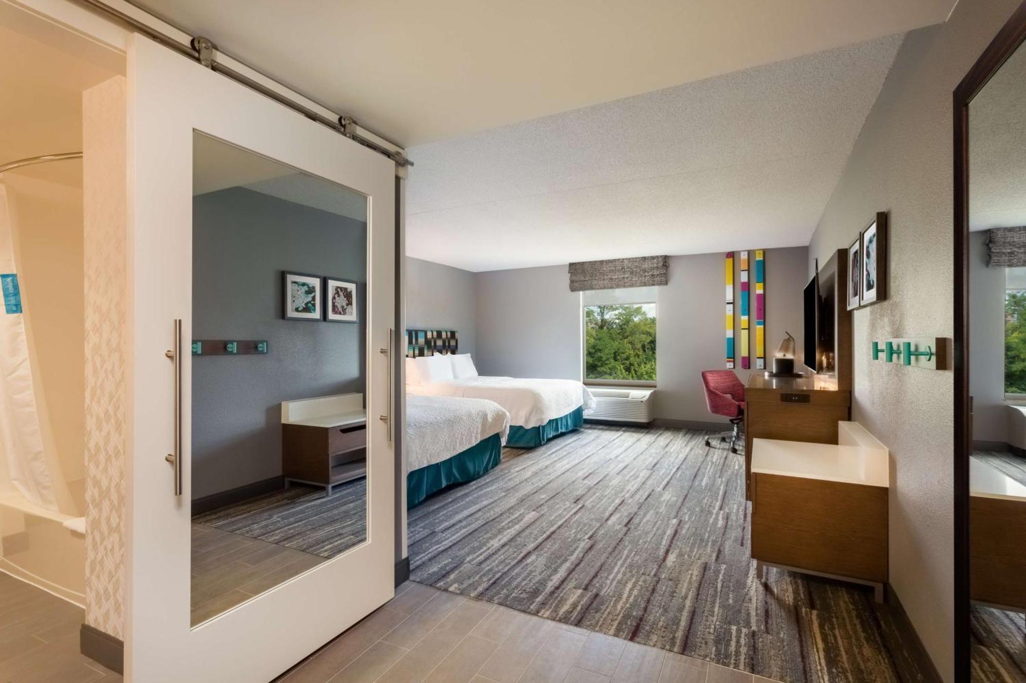 Hampton Inn & Suites Herndon-Reston Esterno foto