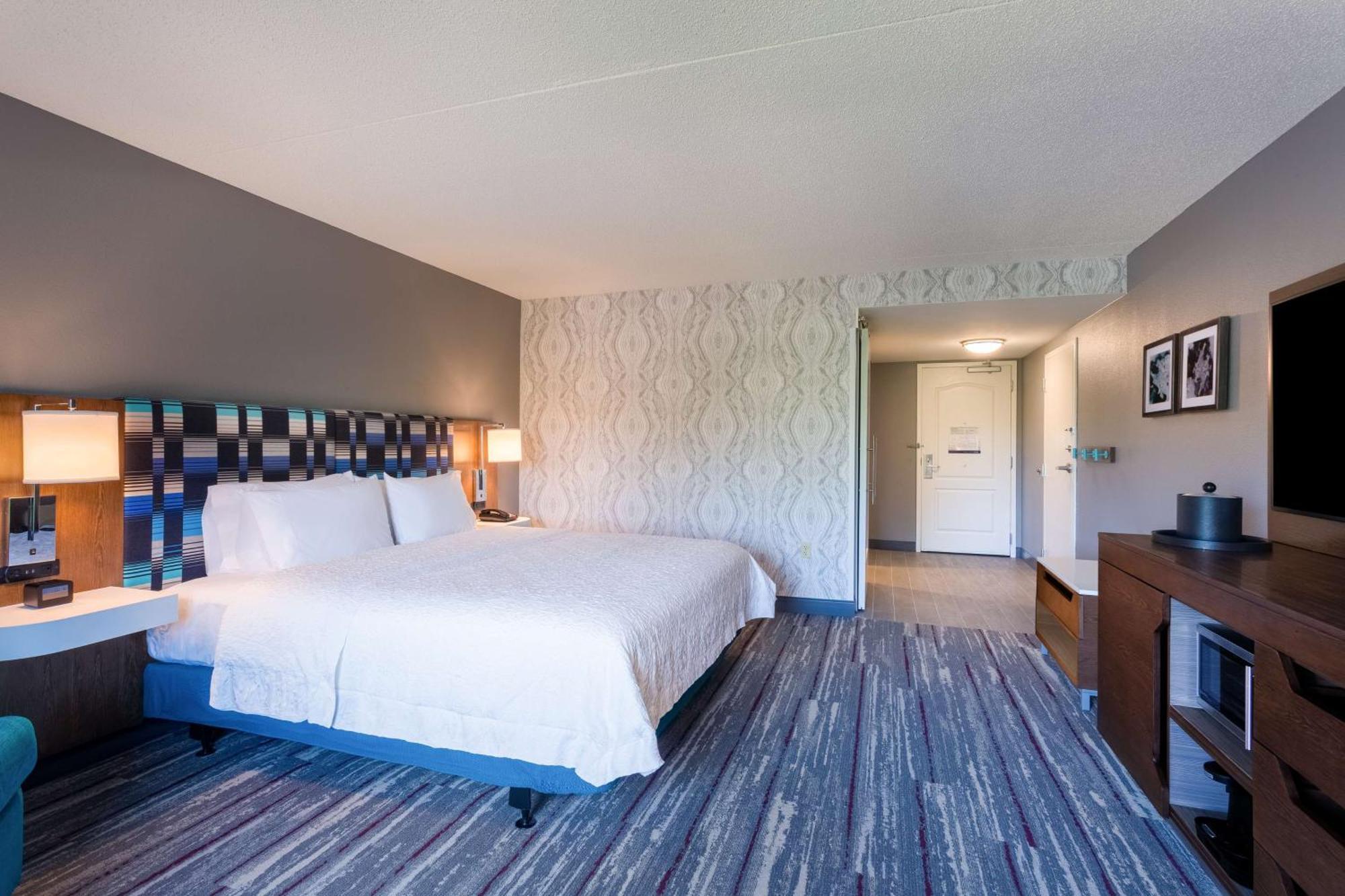 Hampton Inn & Suites Herndon-Reston Esterno foto